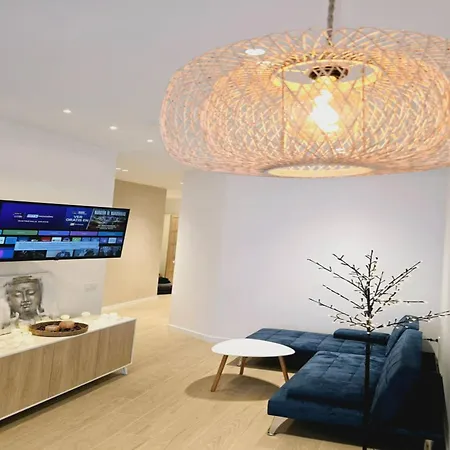 Cozy Retreat In Heart Of Perfect For Couples N Families * Valencia